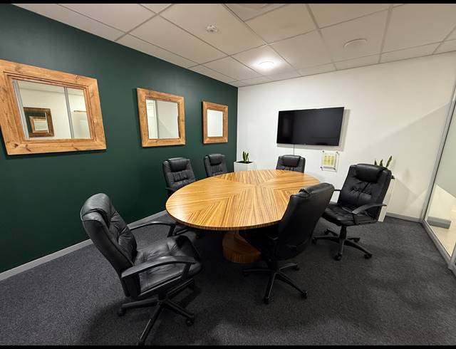 19.40M² OFFICE TO LET IN ROSEBANK